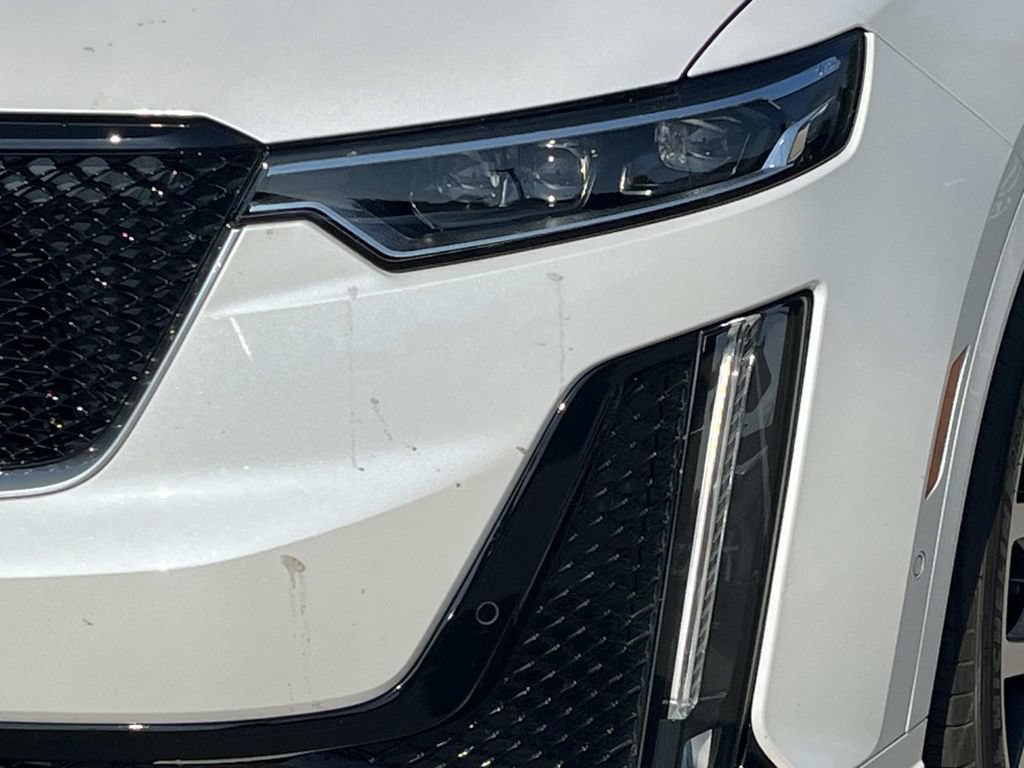 Certified 2024 Cadillac XT6 Sport w/ Platinum Package AWD/4WD image 9