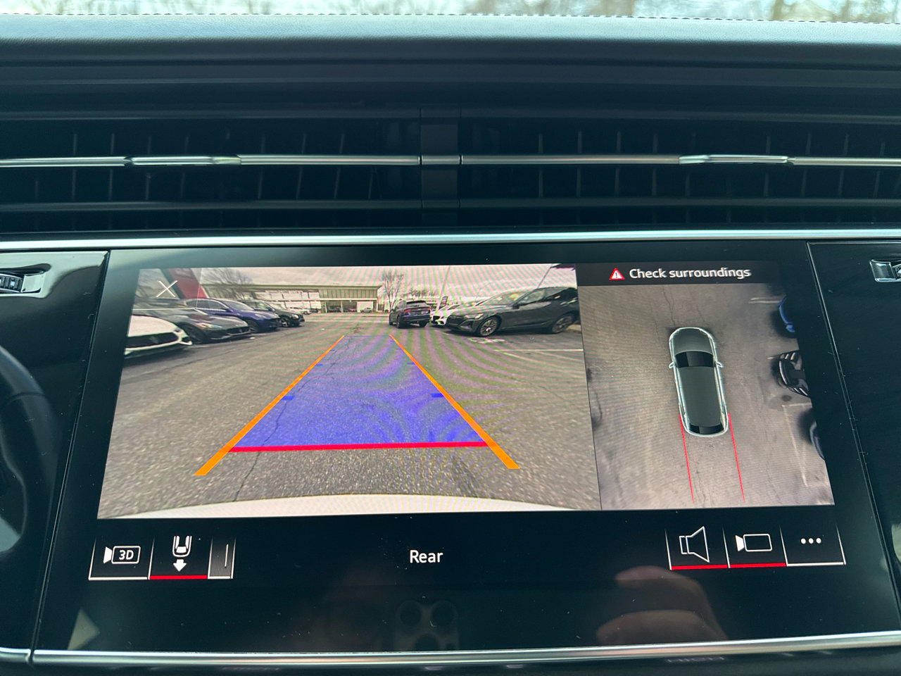 Used 2021 Audi Q8 Prestige w/ Prestige Package image 64