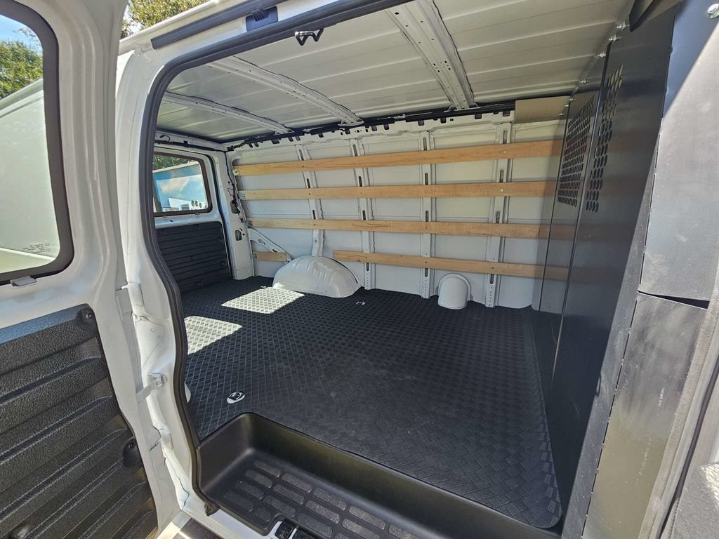 Used 2025 GMC Savana 2500 w/ Driver Convenience Package RWD image 14