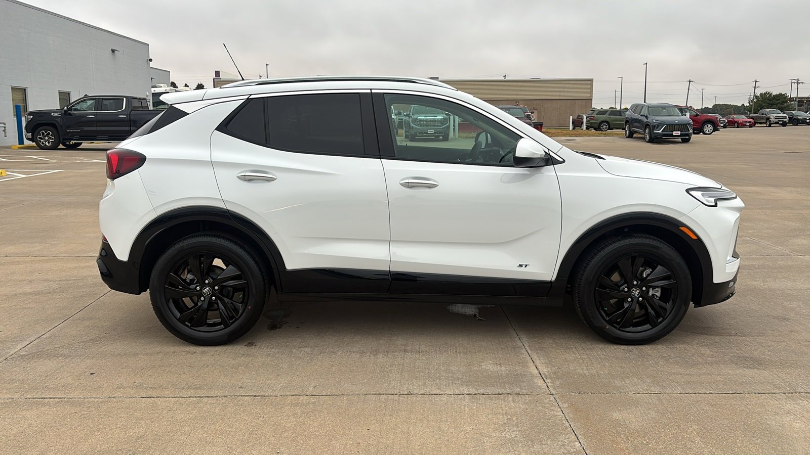 New 2026 Buick Encore GX Sport Touring w/ Comfort Package image 9