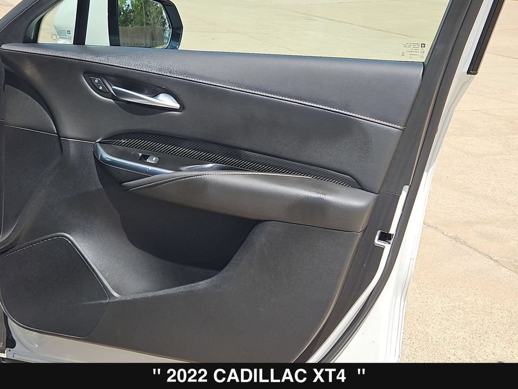 Used 2022 Cadillac XT4 Sport w/ Enhanced Visibility Package AWD/4WD image 31