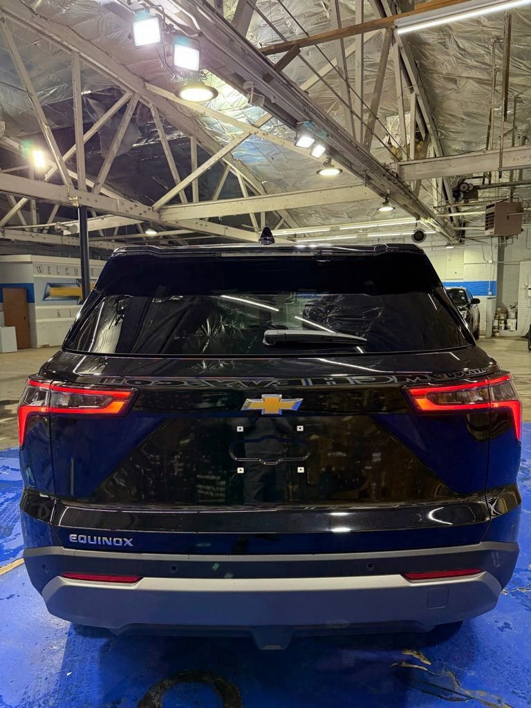 New 2026 Chevrolet Equinox LT w/ Convenience Package II image 6