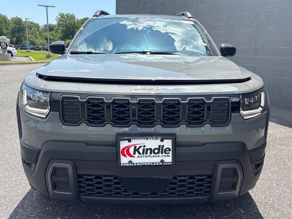 New 2026 Jeep Cherokee Laredo AWD/4WD image 2