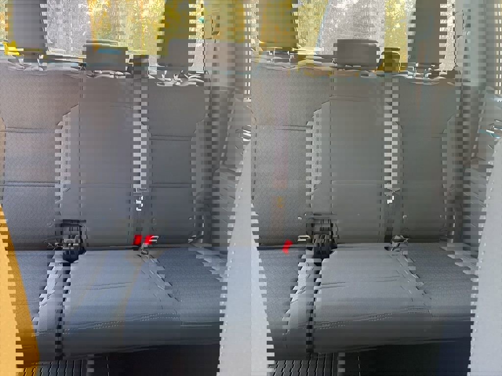 New 2026 Chevrolet Silverado 1500 RST w/ Dark Appearance Package image 16