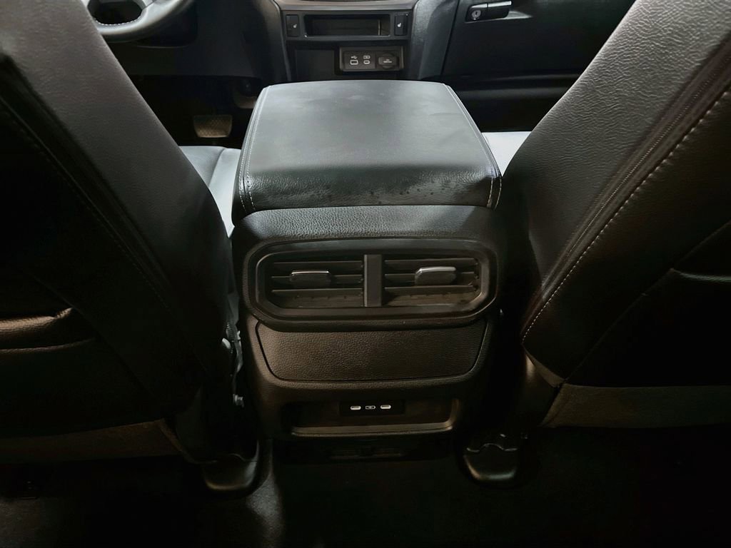 Used 2024 Honda Passport EX-L image 25