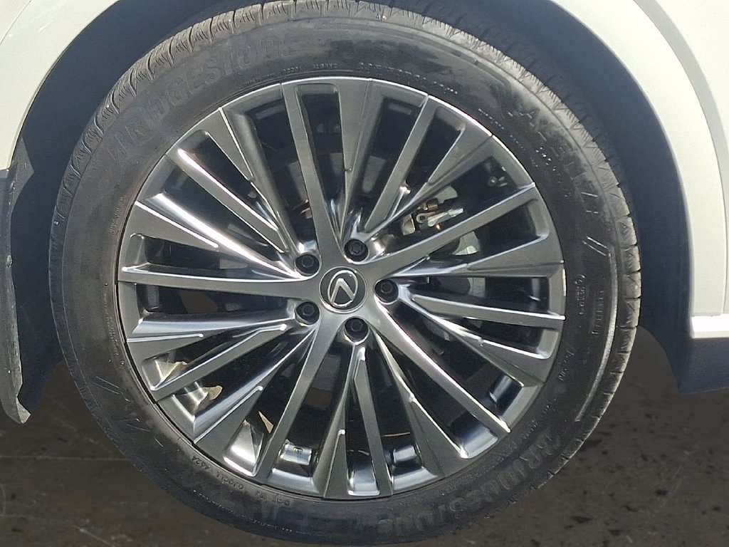Certified 2025 Lexus RX 450h AWD w/ Convenience Package image 10