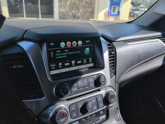 Used 2018 Chevrolet Suburban LT image 4