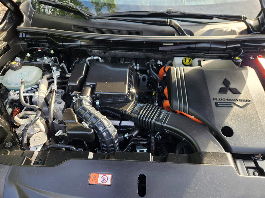 Used 2024 Mitsubishi Outlander SEL AWD/4WD image 11