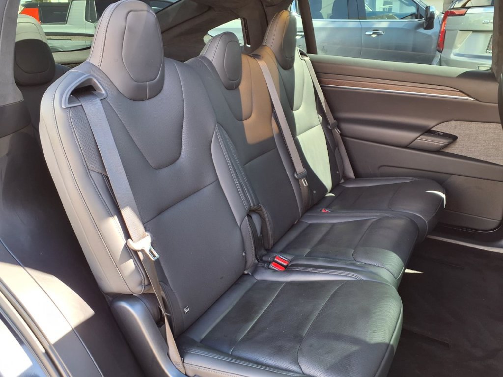 Used 2024 Tesla Model X AWD/4WD image 21