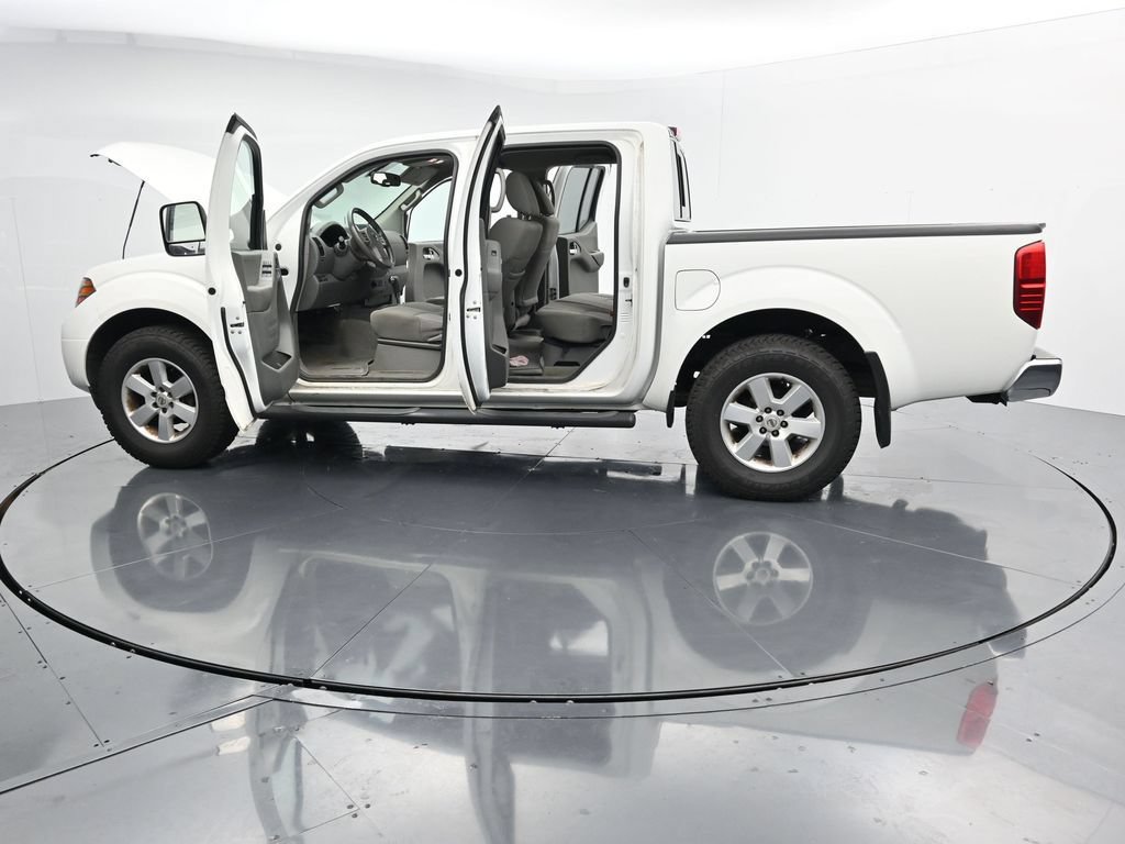 Used 2016 Nissan Frontier SV w/ SV Value Truck Package AWD/4WD image 39