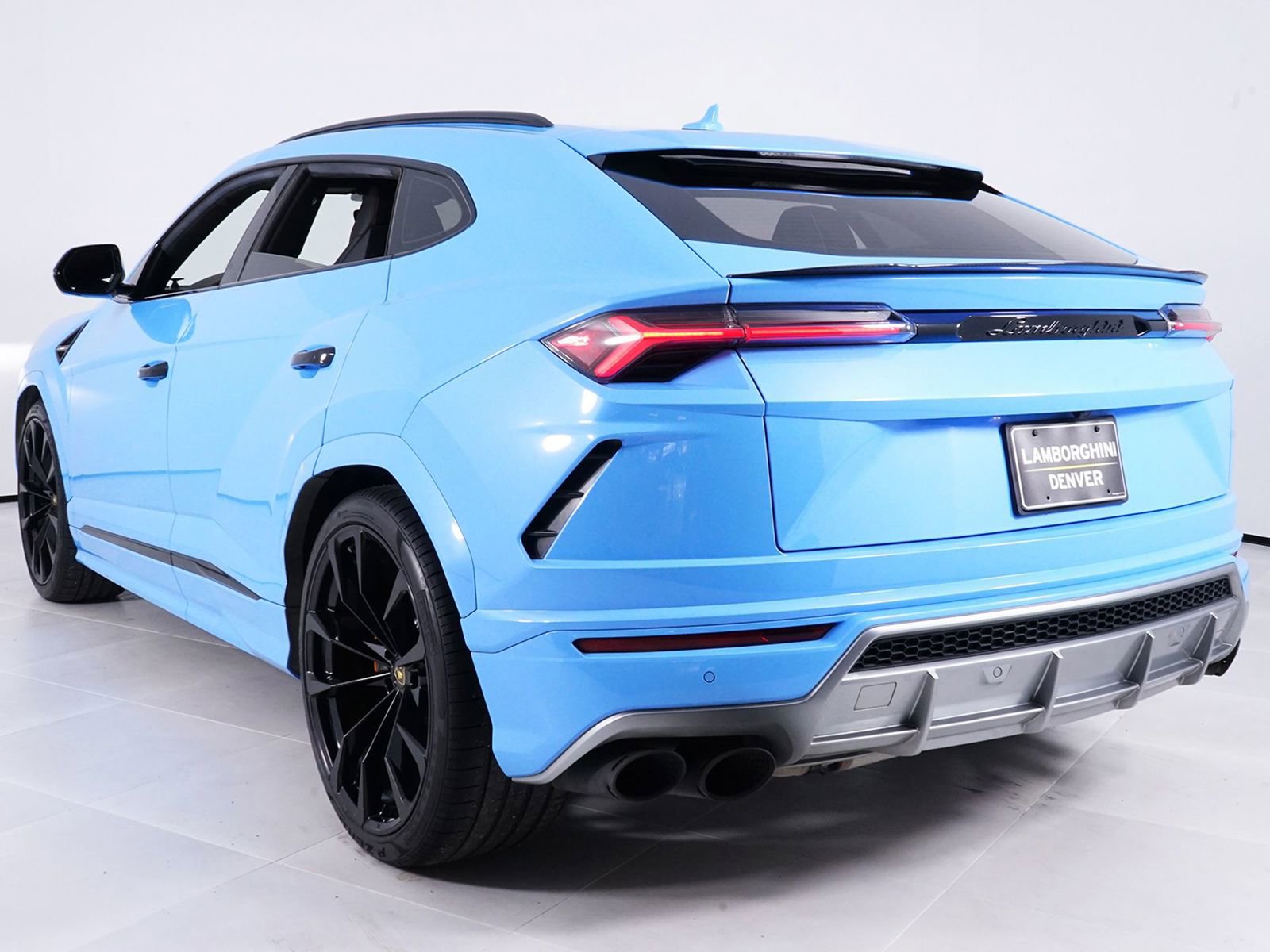 Used 2021 Lamborghini Urus image 18