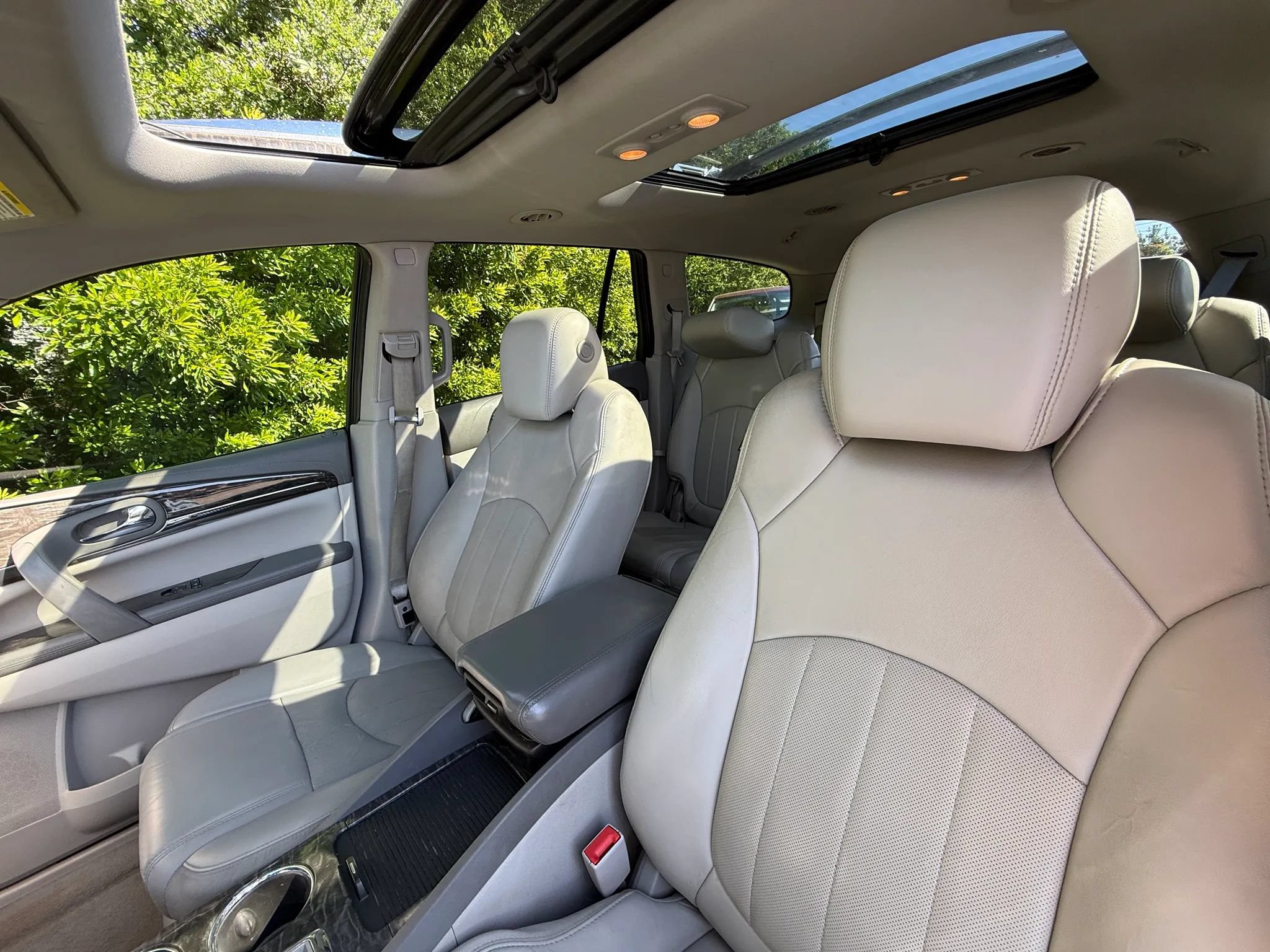 Used 2014 Buick Enclave Leather FWD image 36