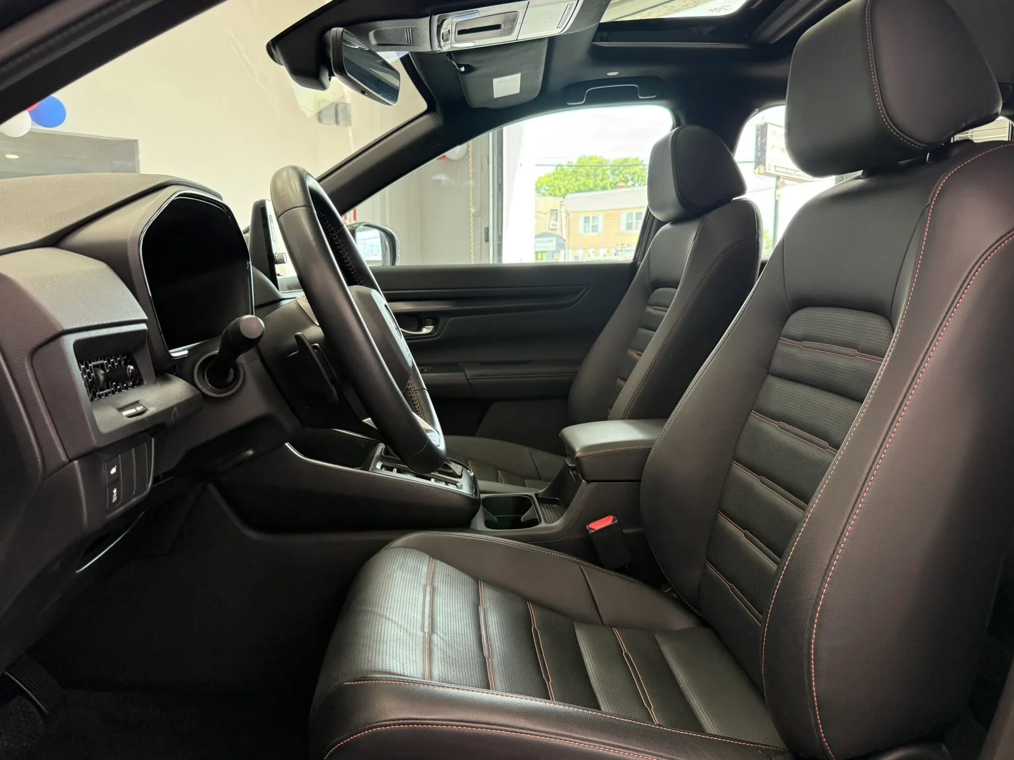 Used 2025 Honda CR-V Sport-L image 8