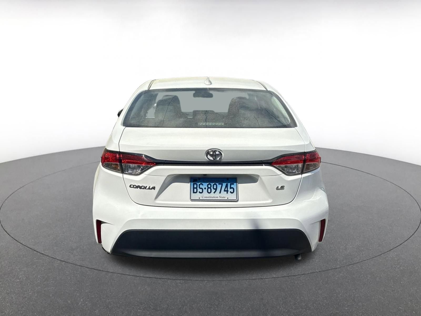 Used 2025 Toyota Corolla LE image 13