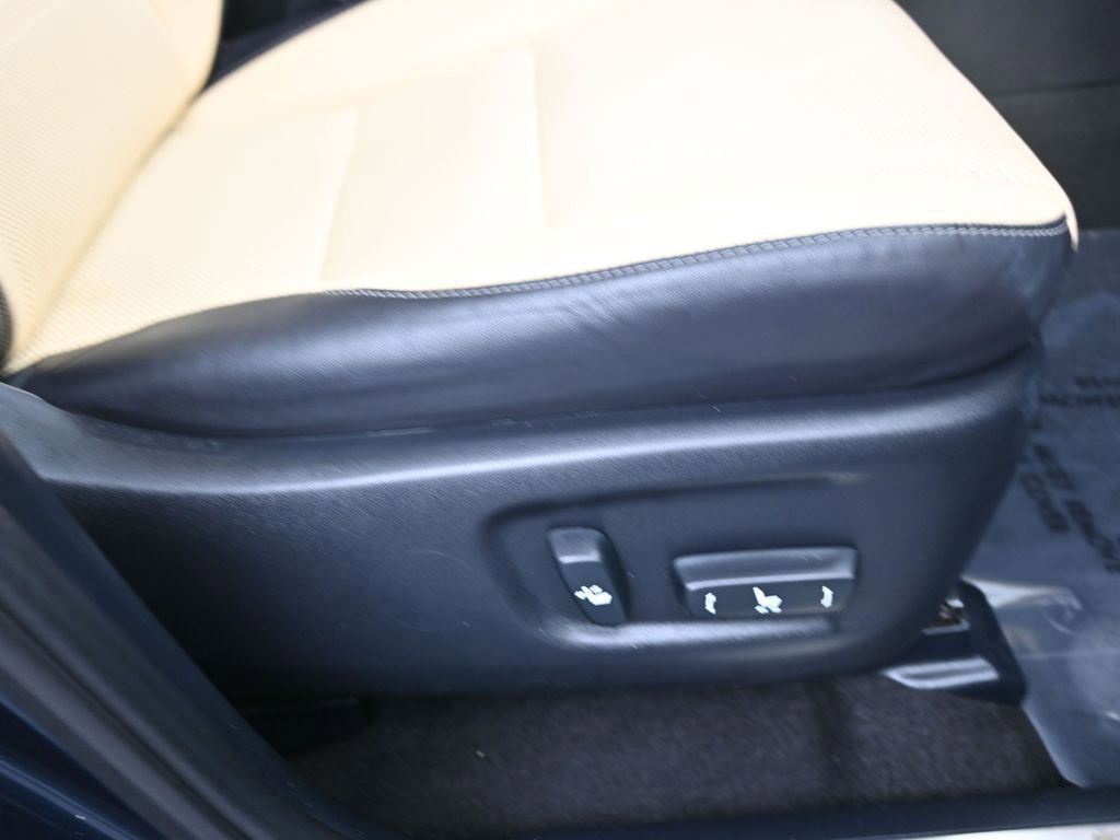 Used 2015 Lexus NX 300h FWD w/ Luxury Package image 10