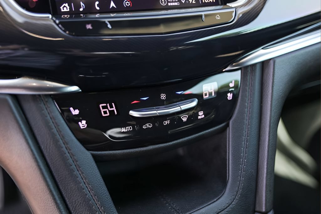 Certified 2024 Cadillac XT6 Sport w/ Platinum Package AWD/4WD image 18