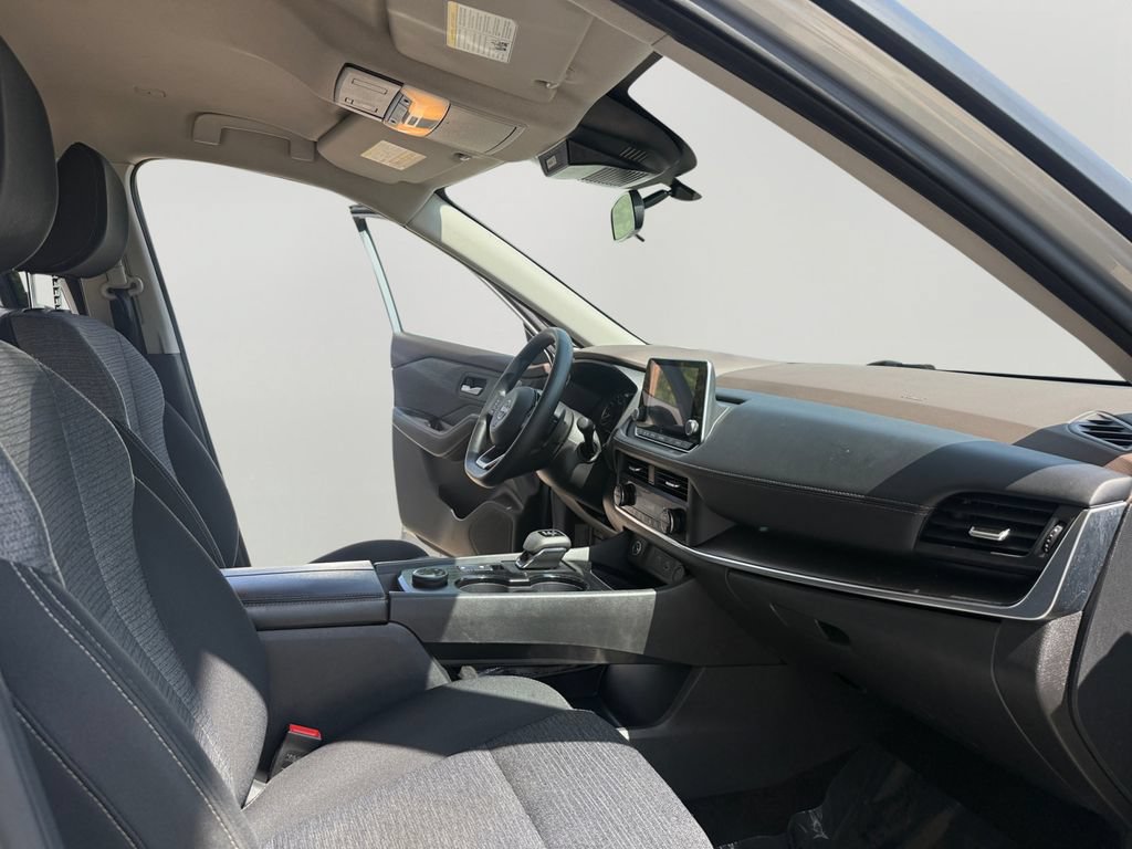 Used 2023 Nissan Rogue SV AWD/4WD image 11