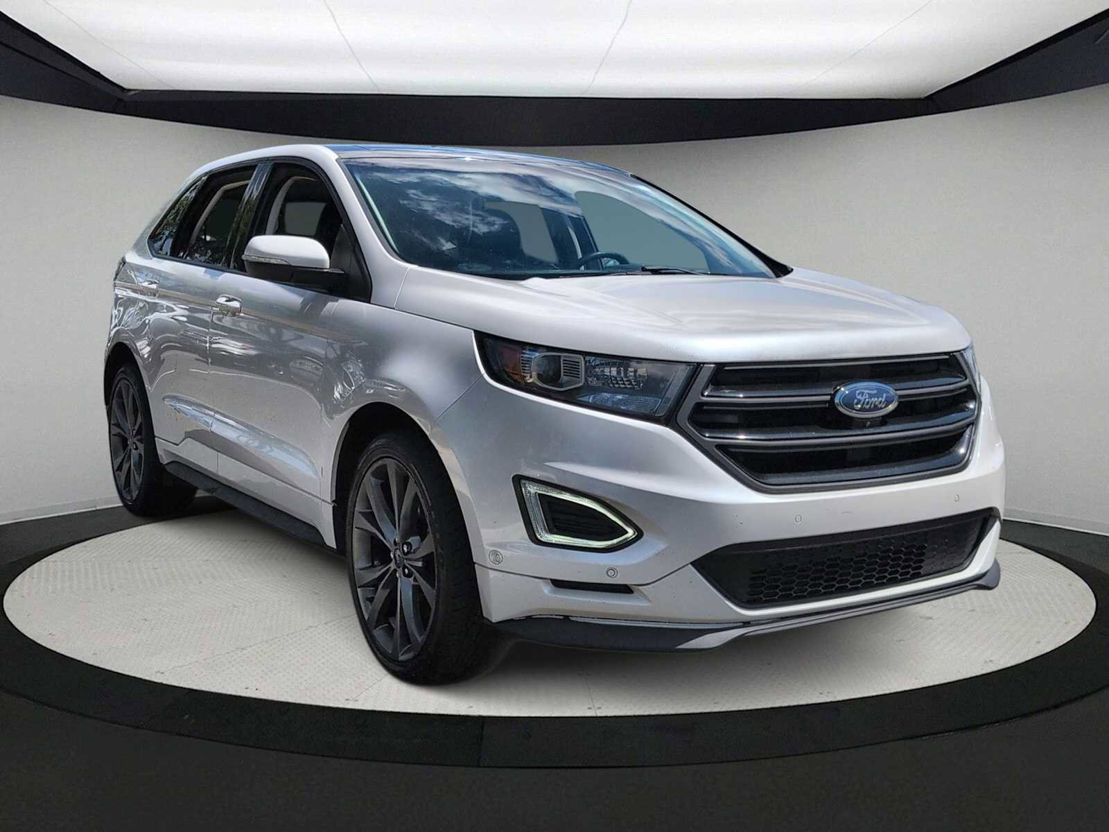 Used 2016 Ford Edge Sport w/ Equipment Group 401A AWD/4WD image 2