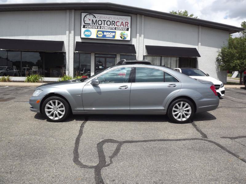 Used 2012 Mercedes-Benz S 350 BlueTEC 4MATIC image 2
