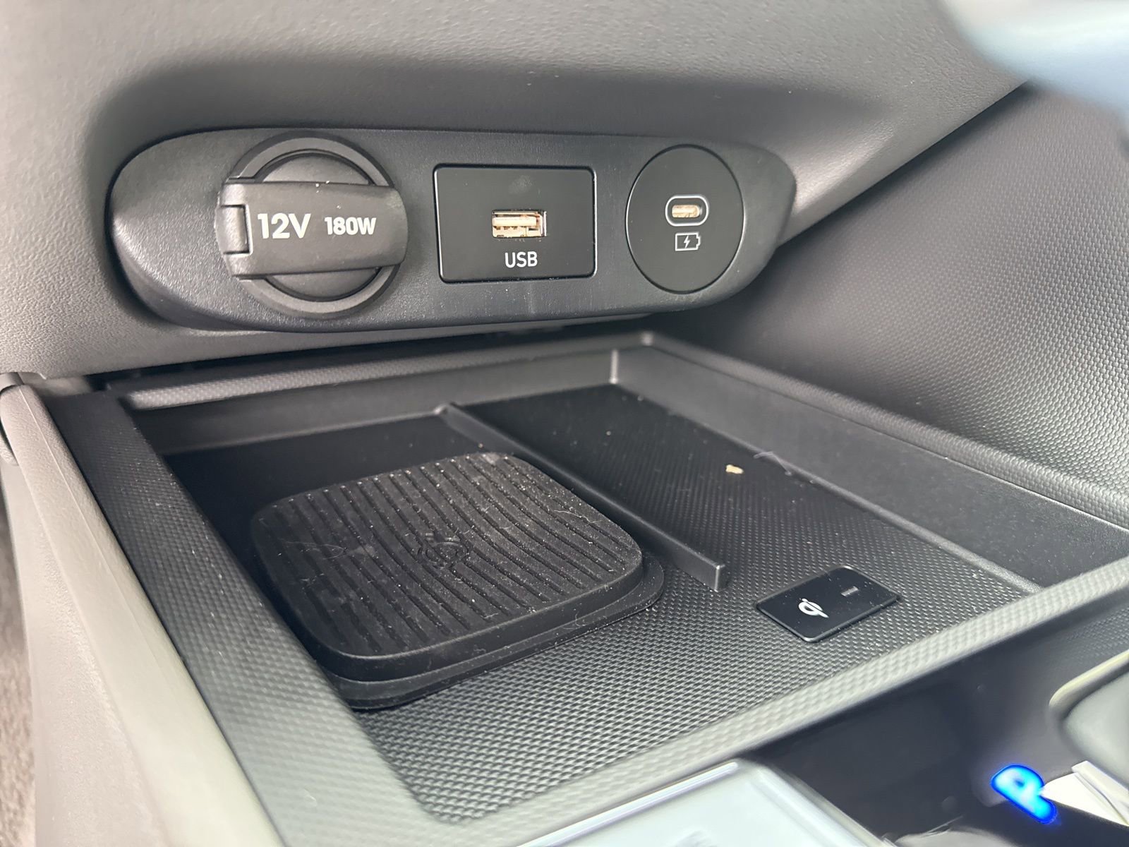 Certified 2025 Hyundai Elantra Sport image 23