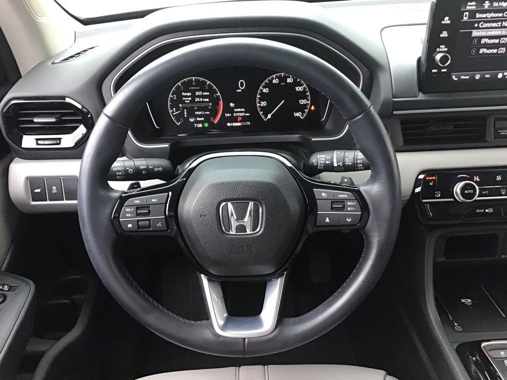 Used 2025 Honda Pilot EX-L image 21