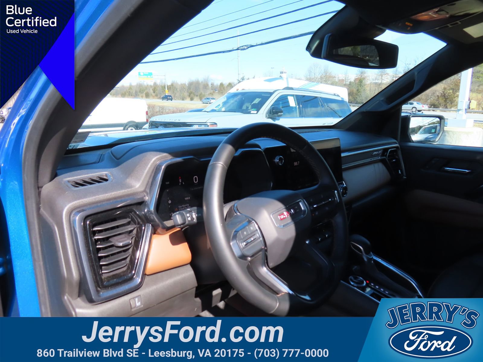 Used 2023 GMC Canyon AT4 w/ AT4 Premium Package image 15