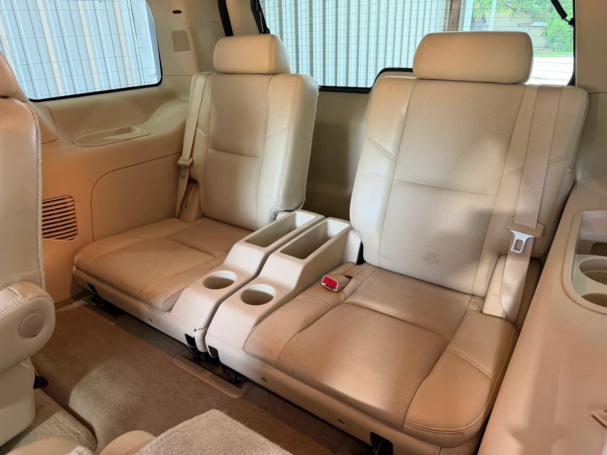 Used 2007 Cadillac Escalade AWD w/ Information Package image 17