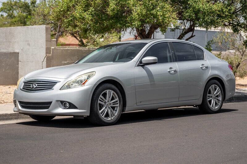 Used 2011 INFINITI G25 Journey w/ Moonroof Pkg RWD image 1