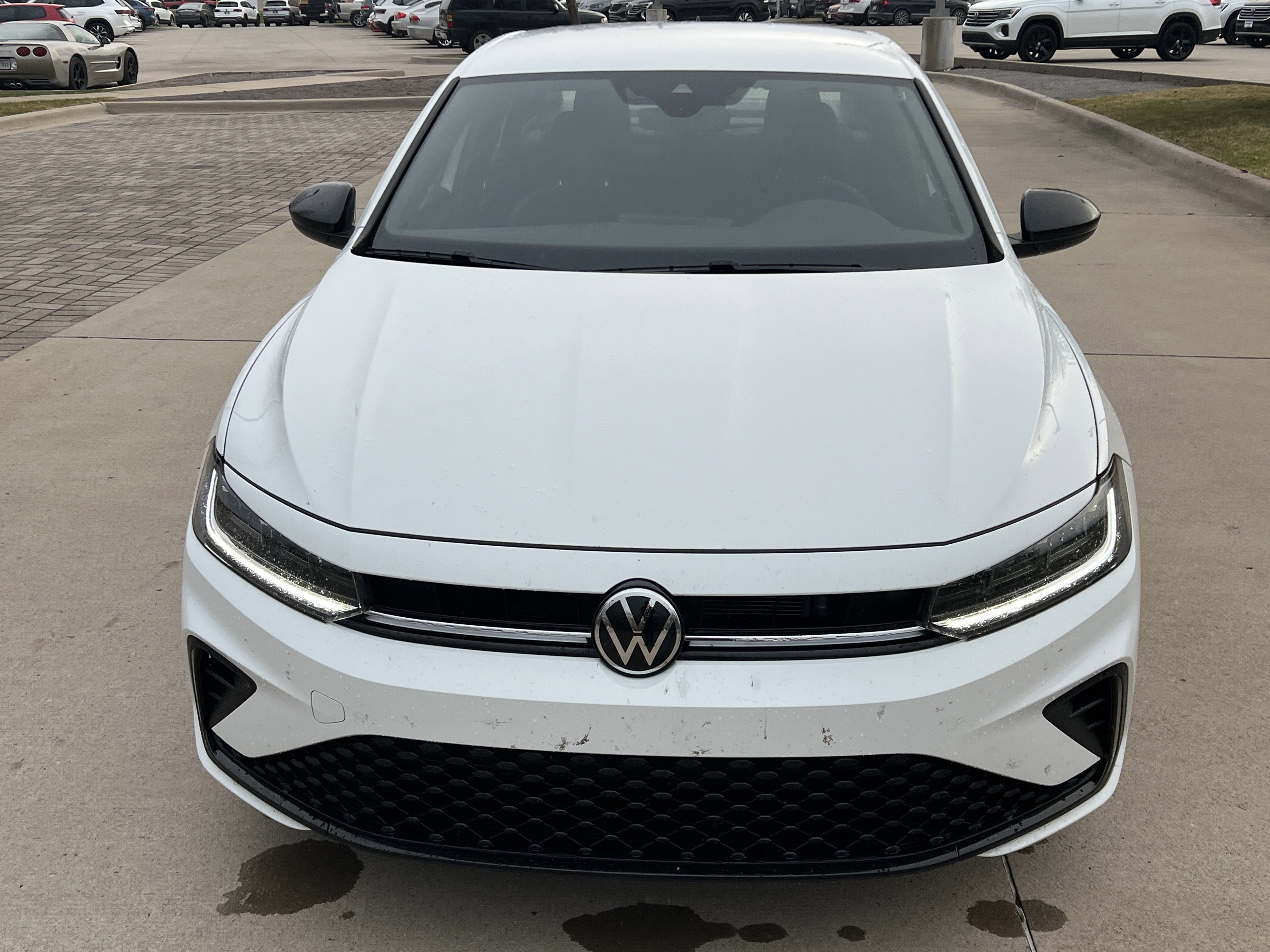 Certified 2025 Volkswagen Jetta Sport image 3