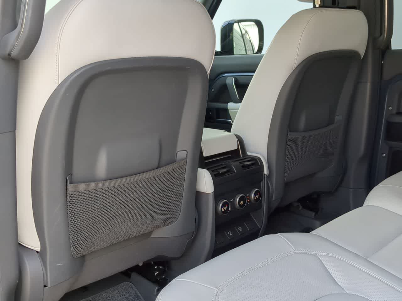 Certified 2025 Land Rover Defender 110 X-Dynamic SE AWD/4WD image 17