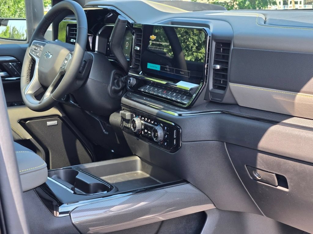 New 2026 Chevrolet Silverado 2500 ZR2 AWD/4WD image 8
