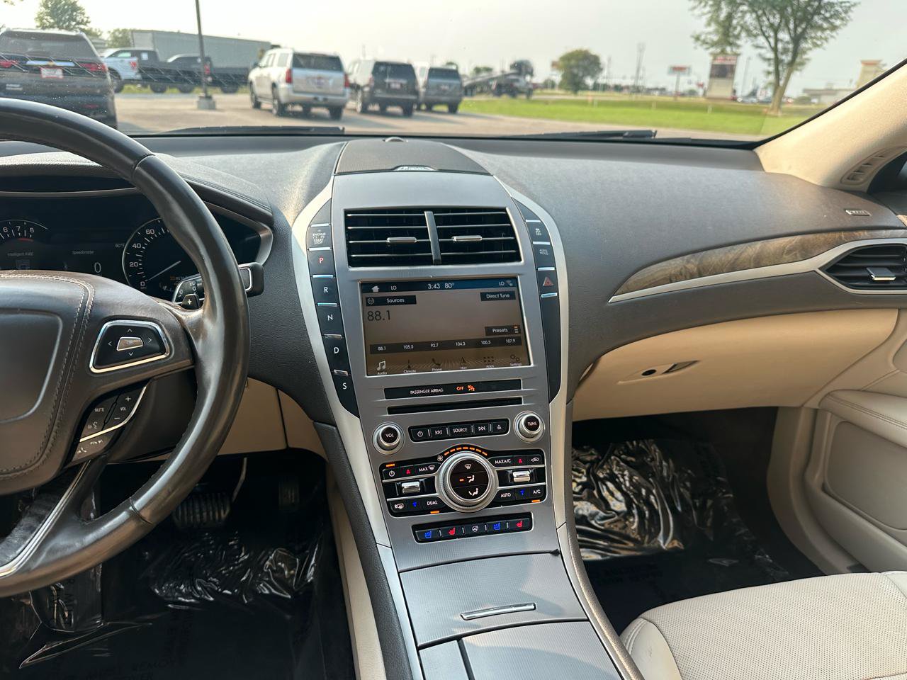 Used 2018 Lincoln MKZ Reserve w/ Climate Package AWD/4WD image 12