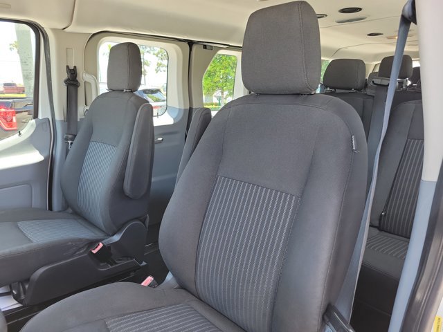 Certified 2017 Ford Transit 350 XLT RWD image 18