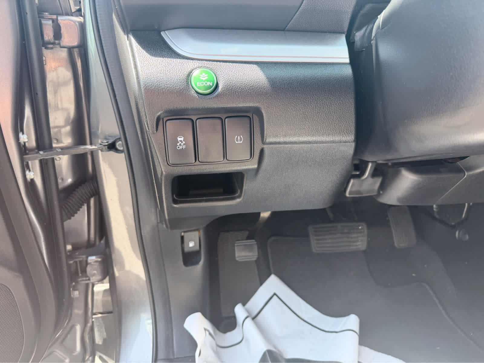 Used 2015 Honda CR-V LX image 18