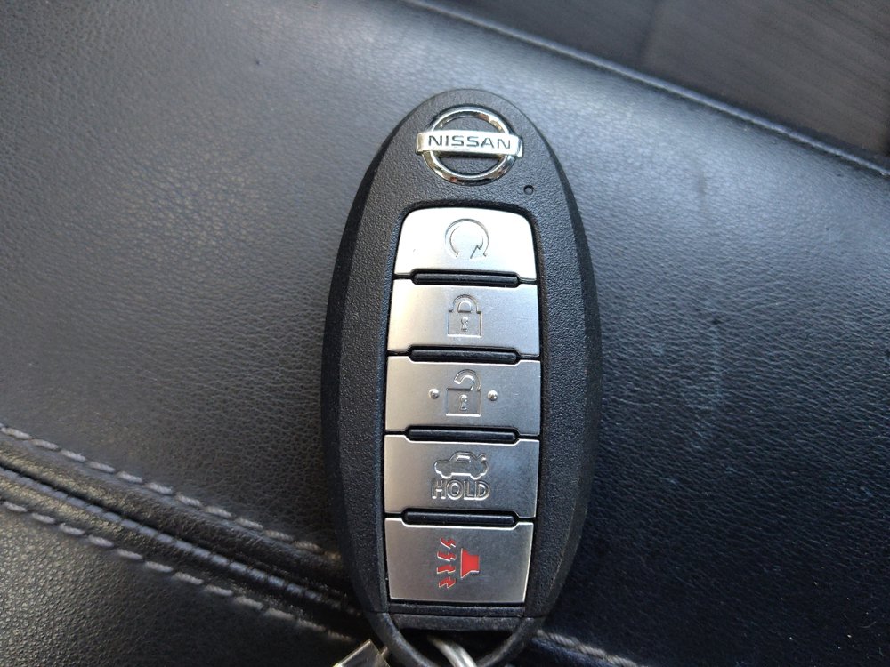 Used 2020 Nissan Sentra SV w/ Trunk Package FWD image 32