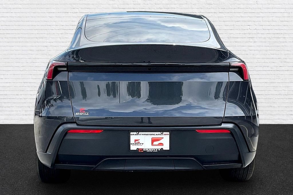 Used 2026 Tesla Model Y 2WD image 5
