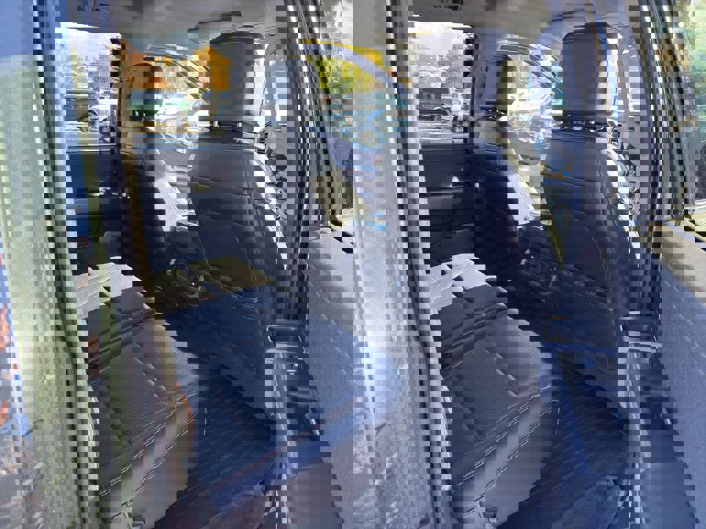 Used 2021 Ford F150 Lariat w/ Max Trailer Tow Package image 25