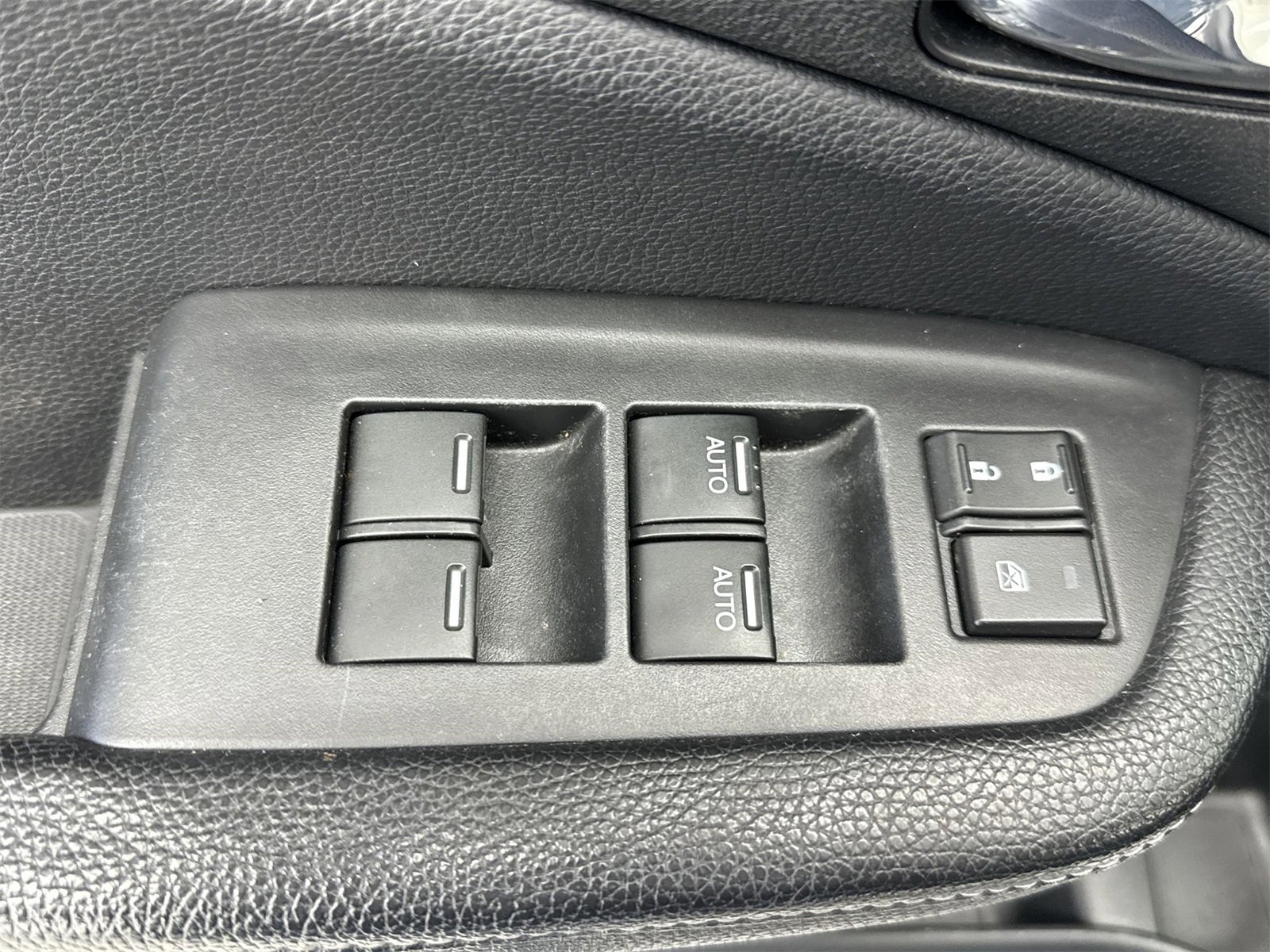 Used 2018 Honda Ridgeline Sport image 18