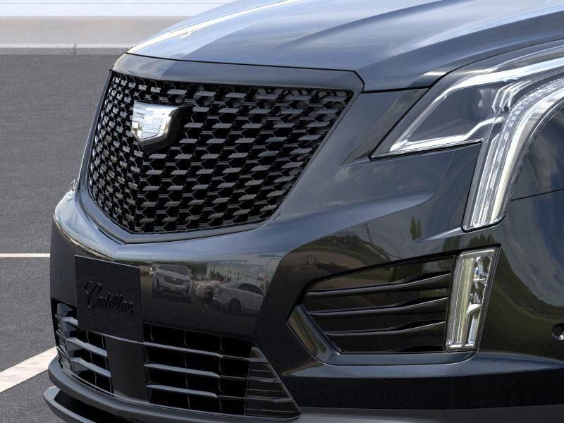 New 2026 Cadillac XT5 Premium Luxury w/ LPO, ONYX Package FWD image 13