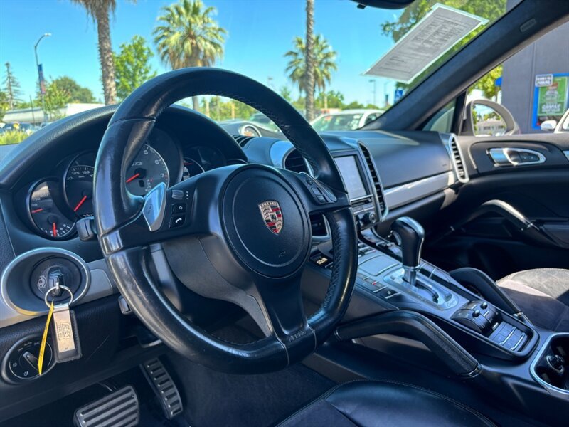 Used 2013 Porsche Cayenne GTS AWD/4WD image 17