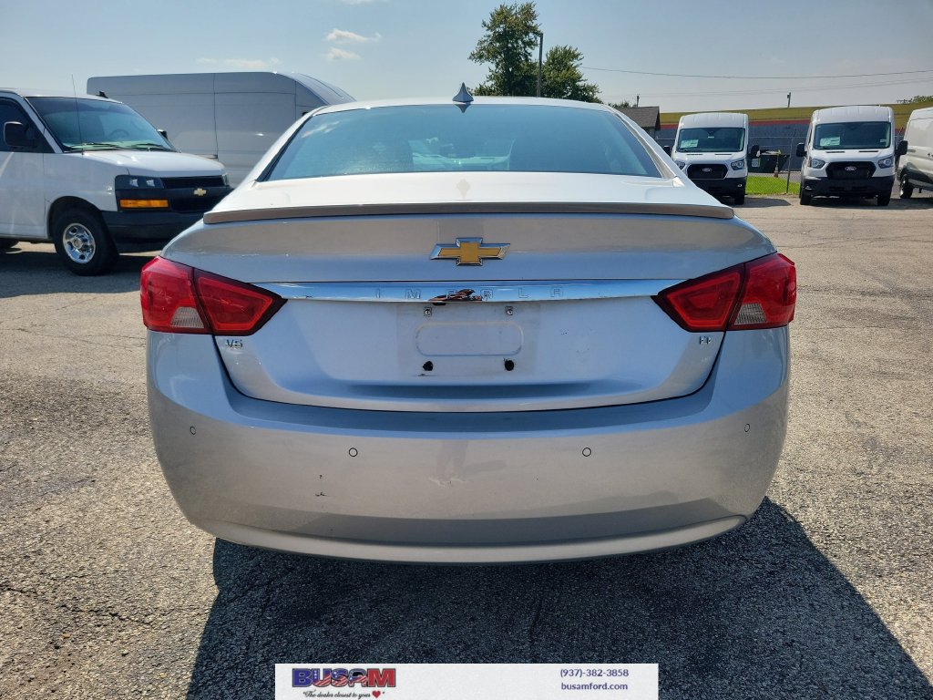 Used 2017 Chevrolet Impala LT w/ Convenience Package FWD image 27