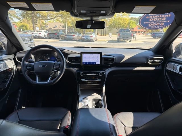 Used 2023 Ford Explorer ST-Line image 15