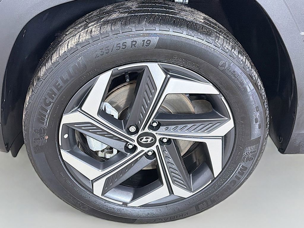 Used 2023 Hyundai Tucson Limited w/ Cargo Package AWD/4WD image 17
