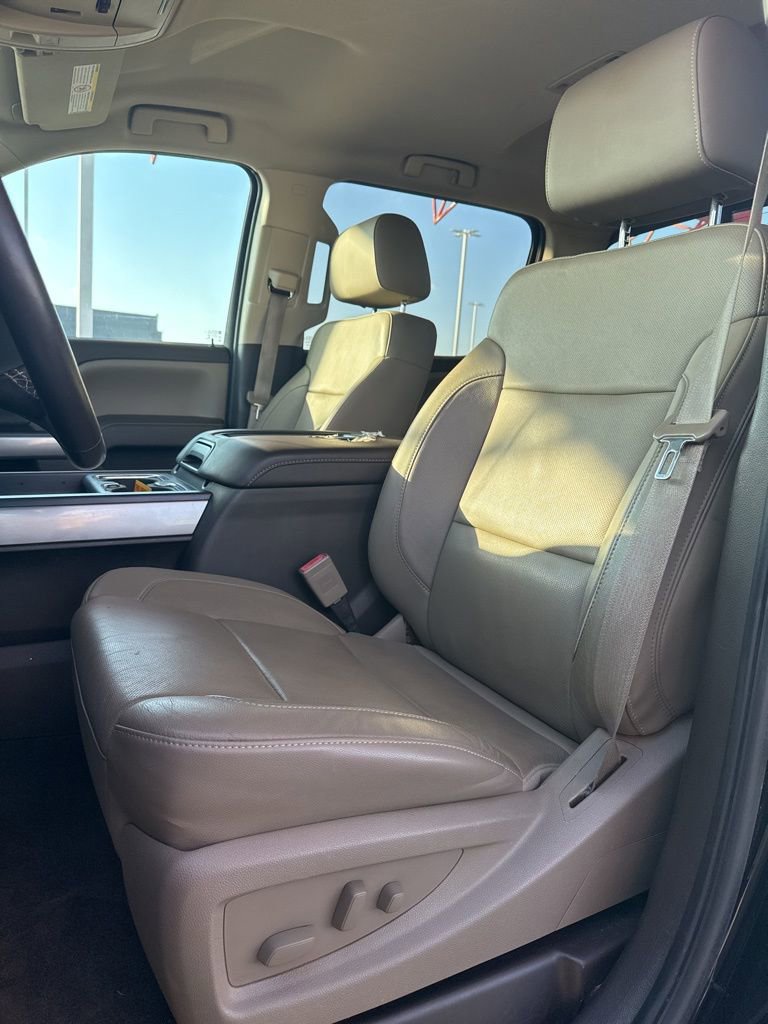 Used 2015 Chevrolet Silverado 2500 LTZ w/ Duramax Plus Package AWD/4WD image 13