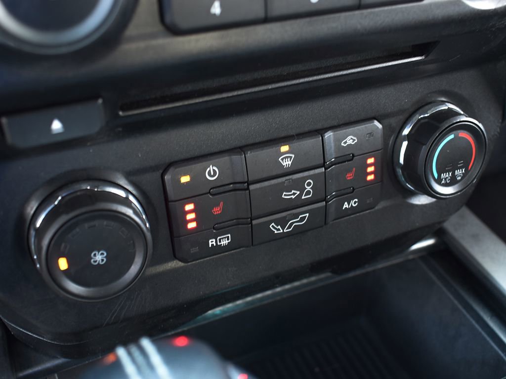 Used 2018 Ford F150 XLT w/ Equipment Group 302A Luxury AWD/4WD image 21