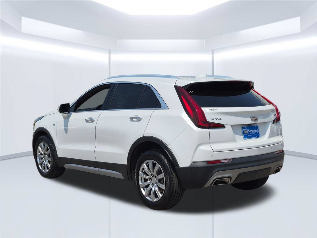 Used 2023 Cadillac XT4 Premium Luxury w/ Driver Assist Package FWD image 4