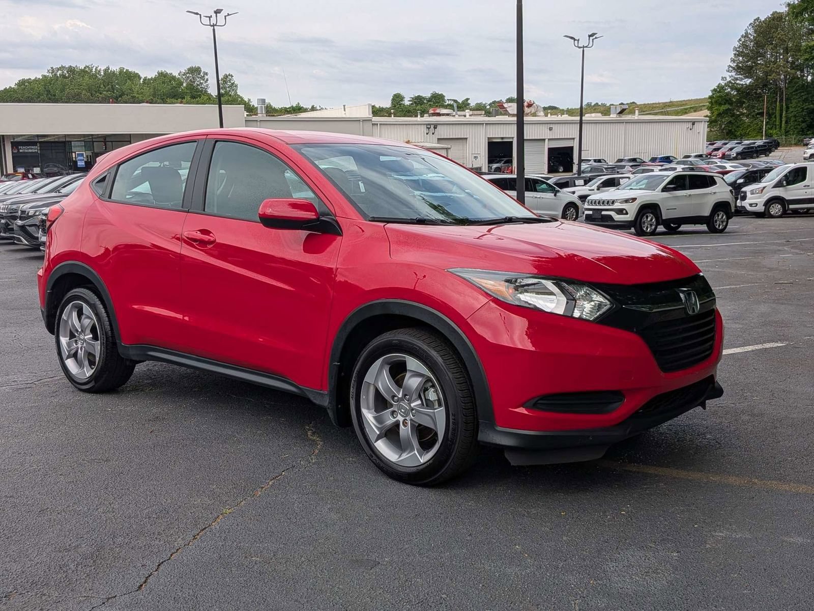 Used 2017 Honda HR-V LX image 2