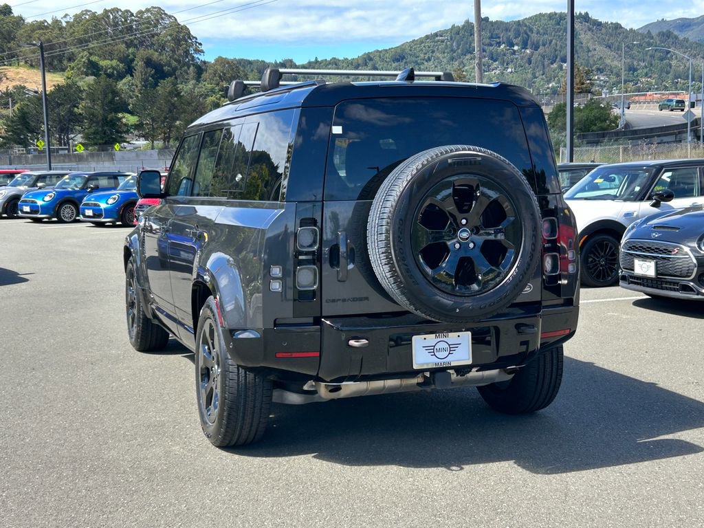 Used 2023 Land Rover Defender 110 X image 3