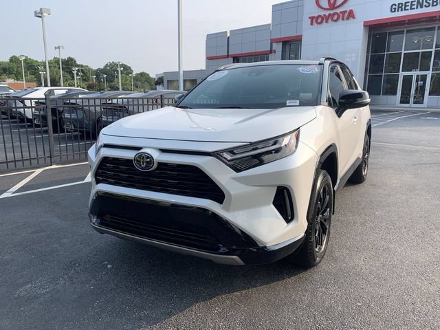 Used 2023 Toyota RAV4 XSE AWD/4WD image 4