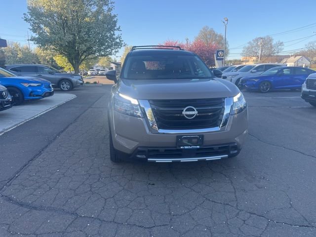 Used 2023 Nissan Pathfinder Platinum AWD/4WD image 28